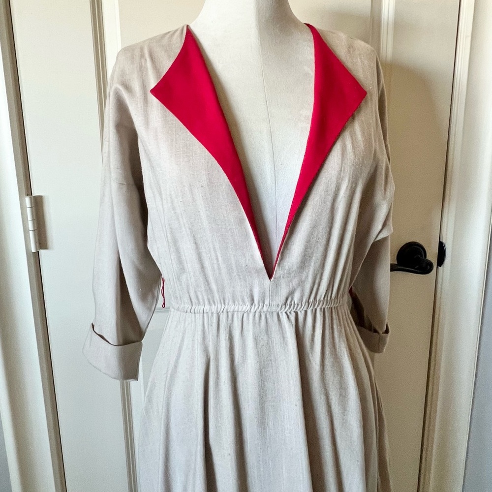 Vintage Petite Focus Dress 6P Tan Red Contrasting V-Neck Midi Skirt with Pockets